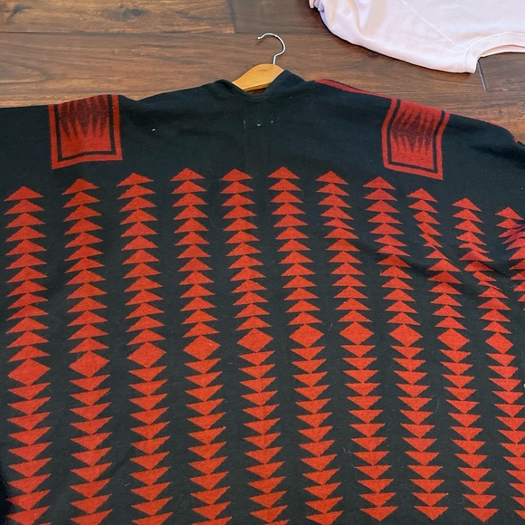 Bay Sky Navajo wrap OS - Picture 8 of 10